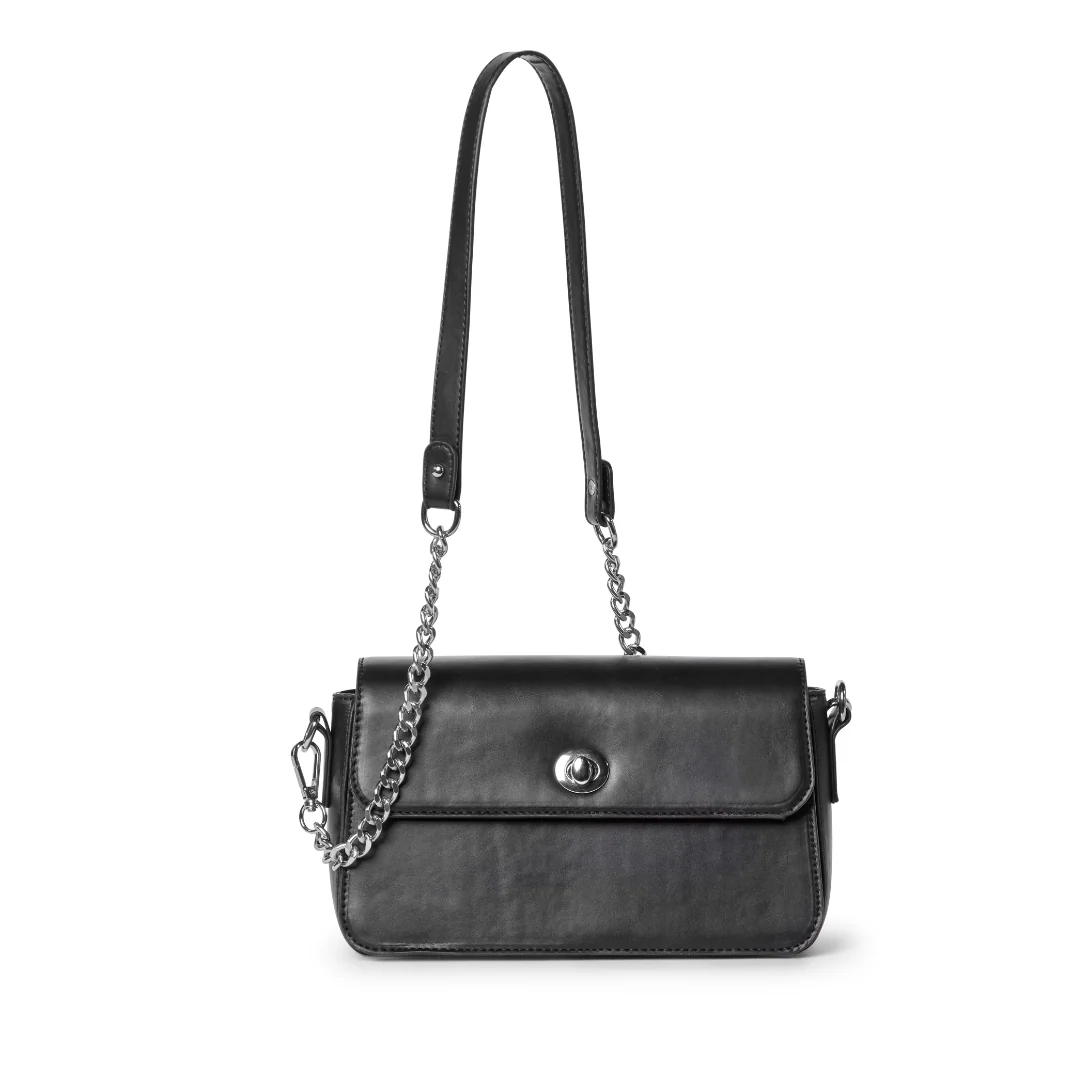 The Luxe - Image 7